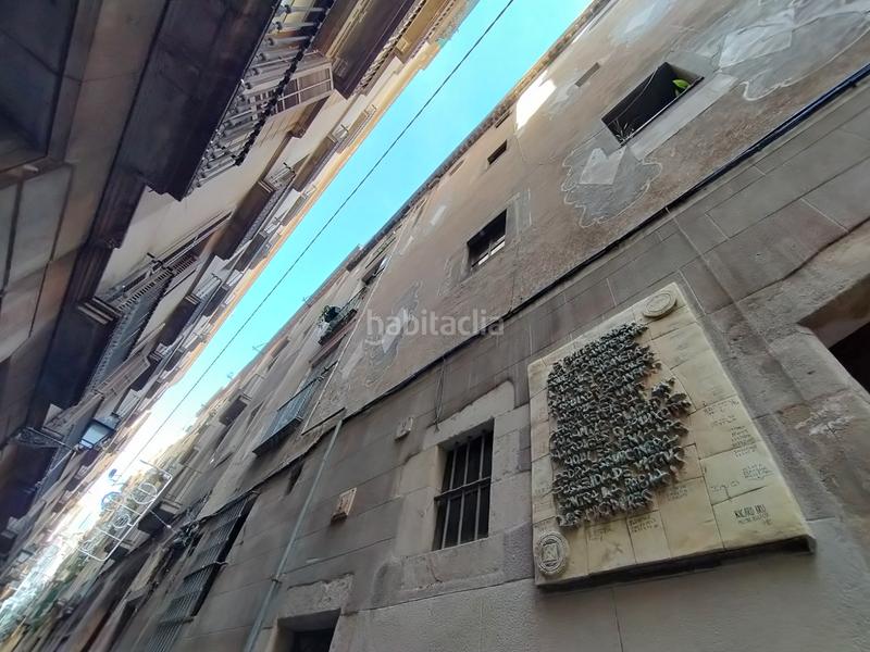Foto 33ca1f8d-261e-49b6-ba60-1c859a7825ae. Pas-de-porte local commercial avec chauffage dans Gòtic Barcelona