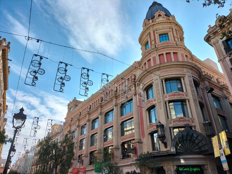 Foto 9557a352-aee7-43d6-a8b7-afb7d193f053. Traspaso local comercial traspaso restaurante en ciutat vella, en Barcelona