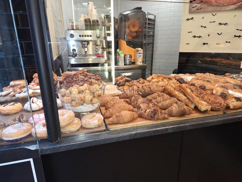 Foto 8cf0553b-17e3-4bf2-a9a2-4be868132ca4. Trapasso locale commerciale con riscaldamento in El Camp d´en Grassot i Gràcia Nova Barcelona