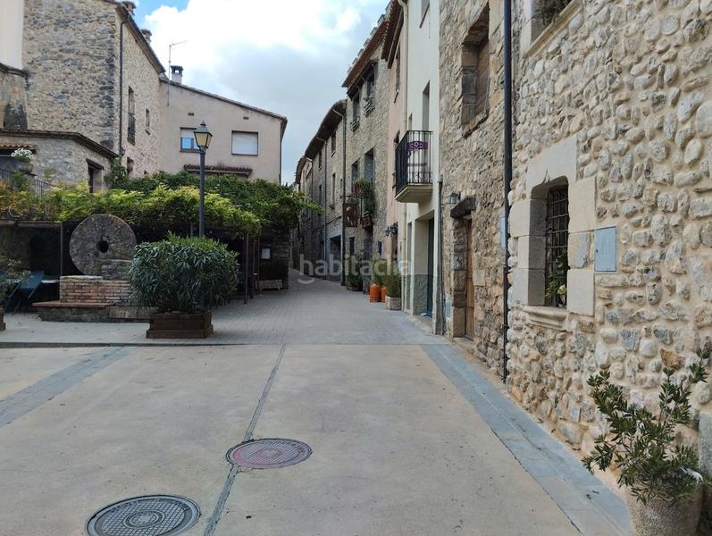 Foto 7647b2bf-fe78-4789-aa3a-5233a688d2d0. Traspàs local comercial amb calefacció a Albanyà