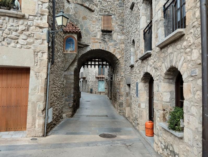 Foto 0c494146-1c13-4f3c-9980-bc3ba220a7d4. Trapasso locale commerciale con riscaldamento in Albanyà