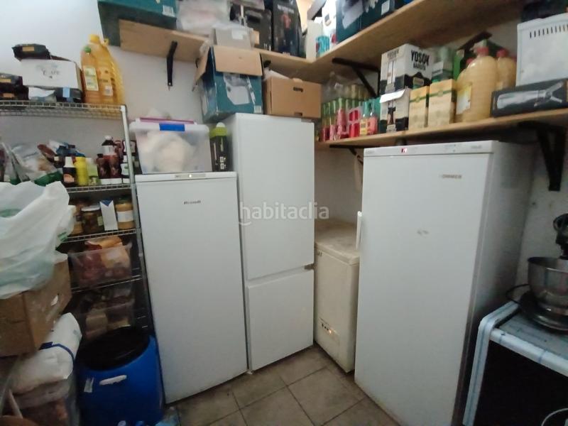 Foto 2136ab5a-8894-47f8-9873-ae40555548ff. Pas-de-porte local commercial avec chauffage dans Horta Barcelona