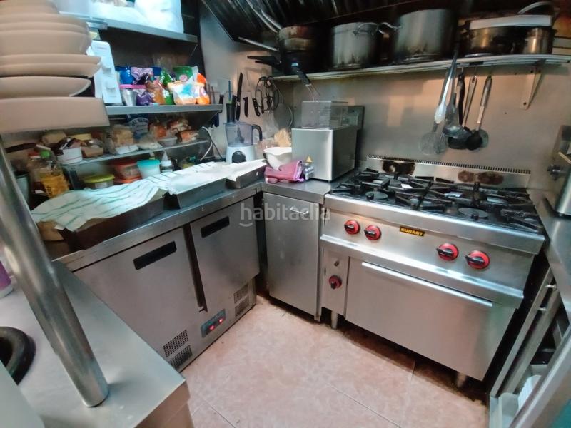 Foto afec901a-b6b9-4753-9272-496fd0278534. Pas-de-porte local commercial avec chauffage dans Horta Barcelona