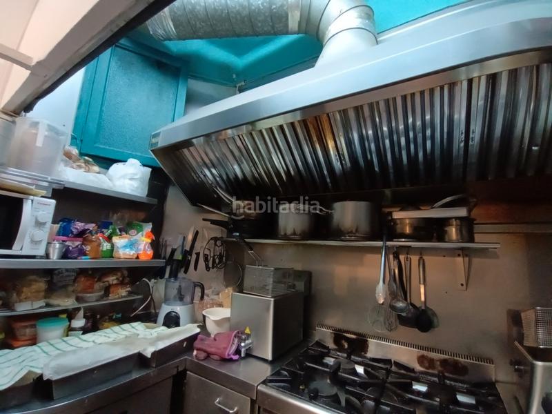 Foto f657b972-02d6-4130-9d24-1d6d9e275a19. Pas-de-porte local commercial avec chauffage dans Horta Barcelona