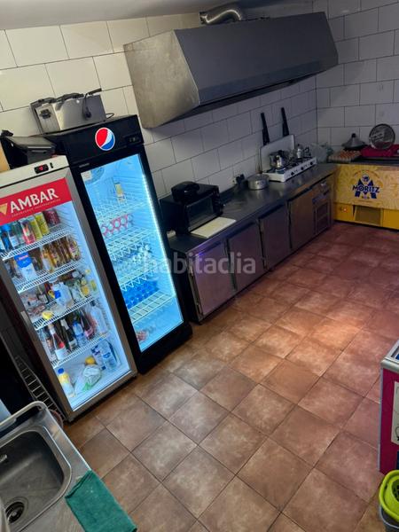 Foto f65b3b61-f1c7-4320-9b0f-abe7ba015b1d. Trapasso locale commerciale con riscaldamento in Segur de Calafell nucli urbà Segur de Calafell