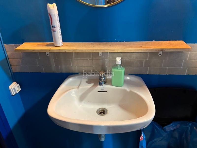 Foto d3ecaa27-73e5-4643-b1c0-812a4ec4ebcd. Pas-de-porte local commercial avec chauffage dans Barceloneta Barcelona