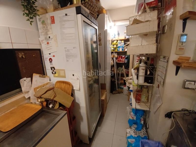 Foto d6a99c29-b3bd-48ba-987a-cc2f7495a3ad. Trapasso locale commerciale con riscaldamento in Barri de les Corts Barcelona