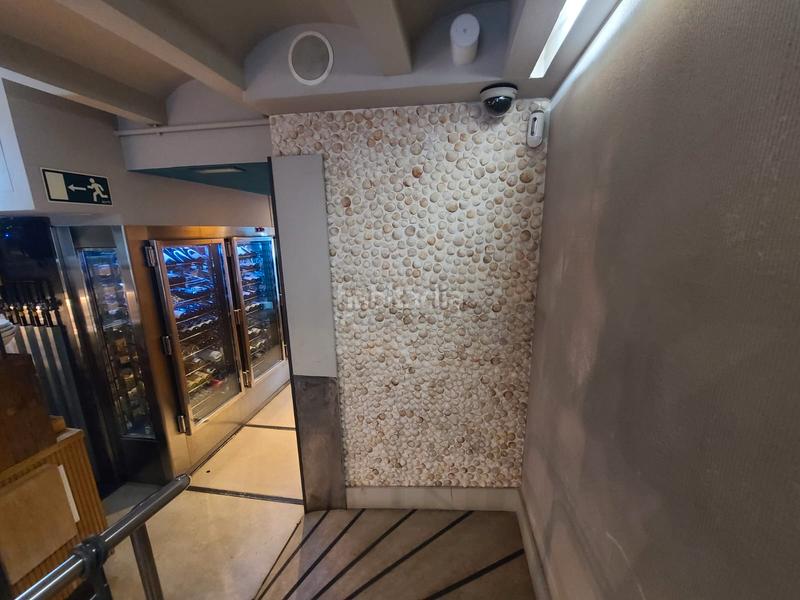 Foto bcb50163-b0a0-4695-868a-d051677c8285. Traspaso local comercial traspaso restaurante en eixample, en Barcelona