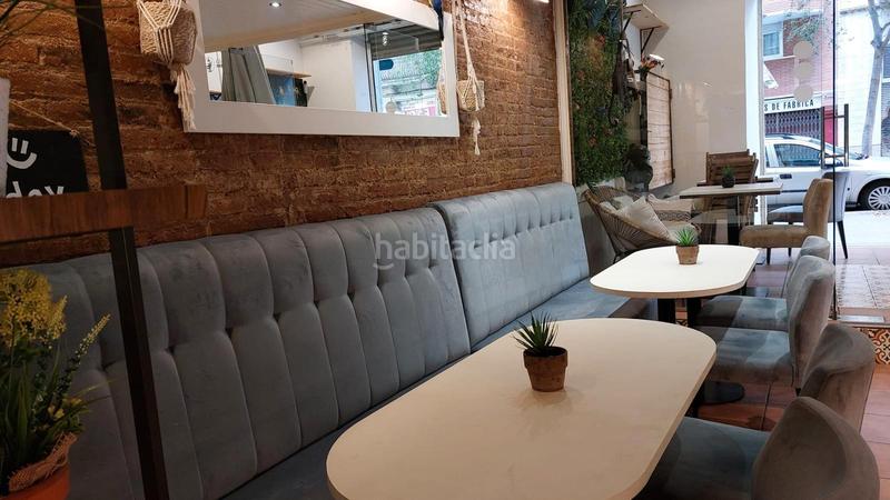 Foto ebf4212f-a3e8-44c3-83be-dde52cbe5b47. Traspàs local comercial amb calefacció a La Nova Esquerra de l´Eixample Barcelona