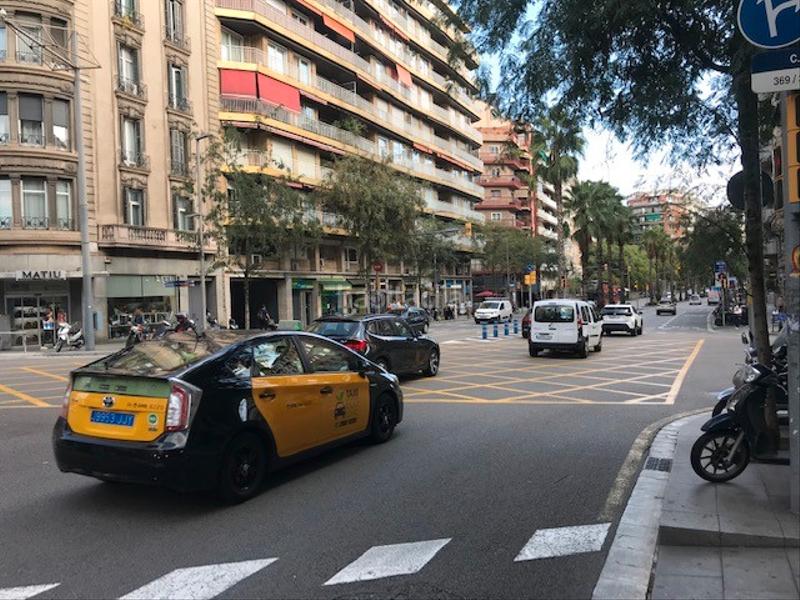 Foto 326e59bd-99bc-4918-8fb8-07e547e2099e. Traspàs local comercial amb calefacció a Sagrada Família Barcelona