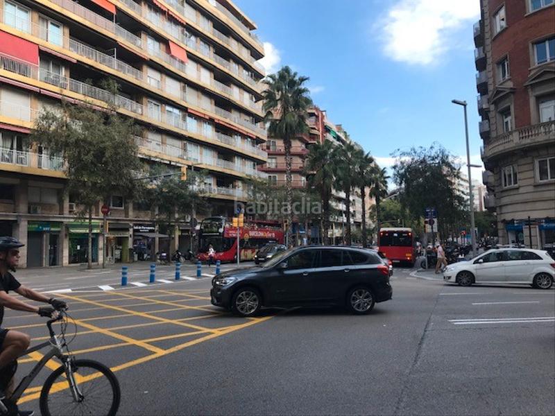 Foto ed3c8f31-8366-46df-9e34-40bb3a0e7faf. Traspàs local comercial amb calefacció a Sagrada Família Barcelona