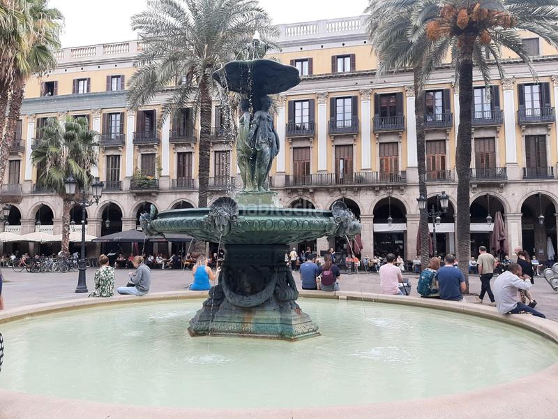 Foto eda81945-0a69-483b-b5f1-ea05c73fd1a4. Transfer business premise with heating in Raval Barcelona