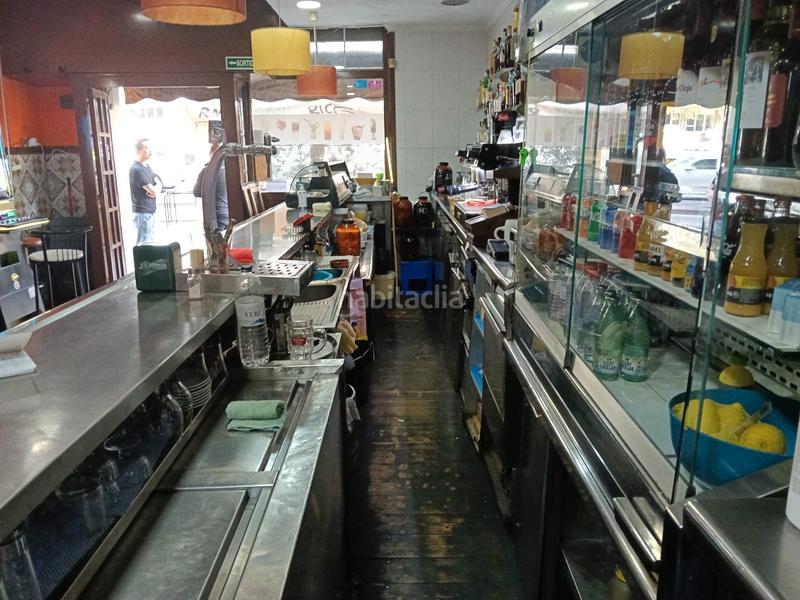 Foto f26e090d-6254-43c6-a4a9-f72e1d954908. Transfer business premise with heating in Font de la Guatlla Barcelona