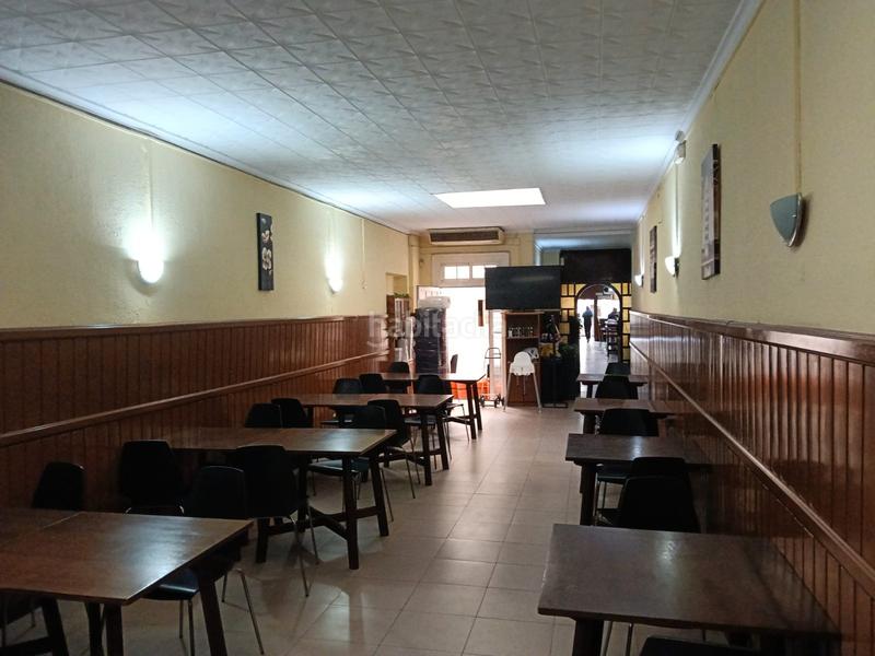 Foto 43f0b5f8-a31c-4197-94bf-ac91897c88e9. Traspaso local comercial traspaso bar restaurante en sants, en Barcelona