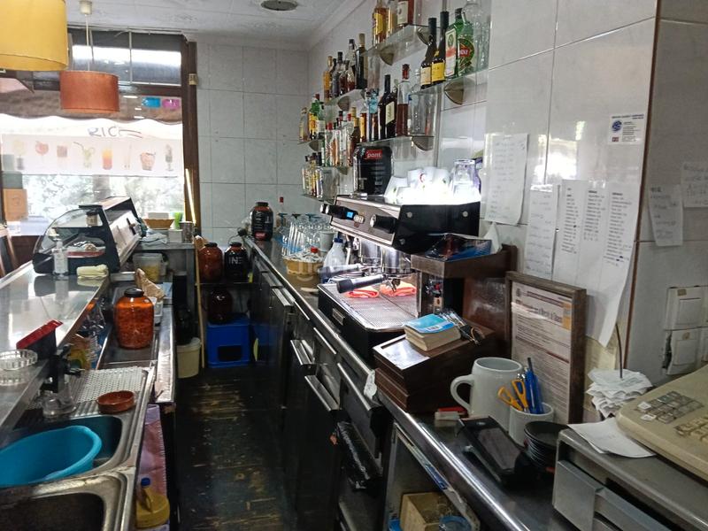 Foto 57beebf4-b207-4587-a8ad-cfac139acd4d. Traspaso local comercial traspaso bar restaurante en sants, en Barcelona