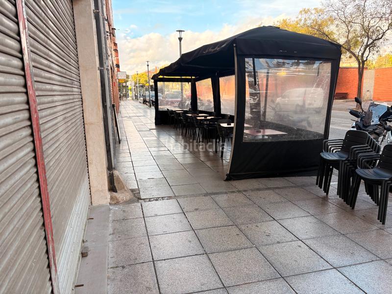 Foto 3ad4a940-76b2-4750-8a5e-38f7346faff6. Traspàs local comercial amb calefacció a Centre Sant Boi de Llobregat