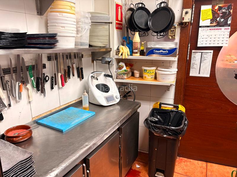 Foto 42b588f0-7ae4-4e80-be7d-6a369b10cf5f. Traspàs local comercial amb calefacció a Centre Sant Boi de Llobregat