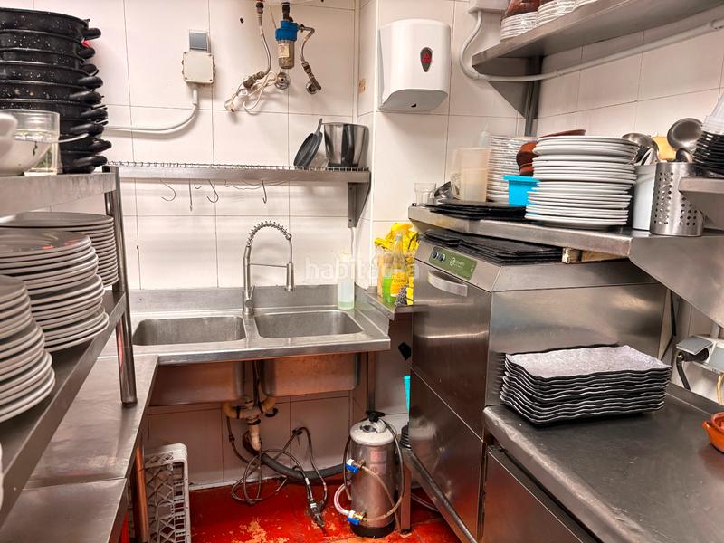 Foto 61fb5e56-b607-436c-b930-189d5e015bf2. Traspàs local comercial amb calefacció a Centre Sant Boi de Llobregat