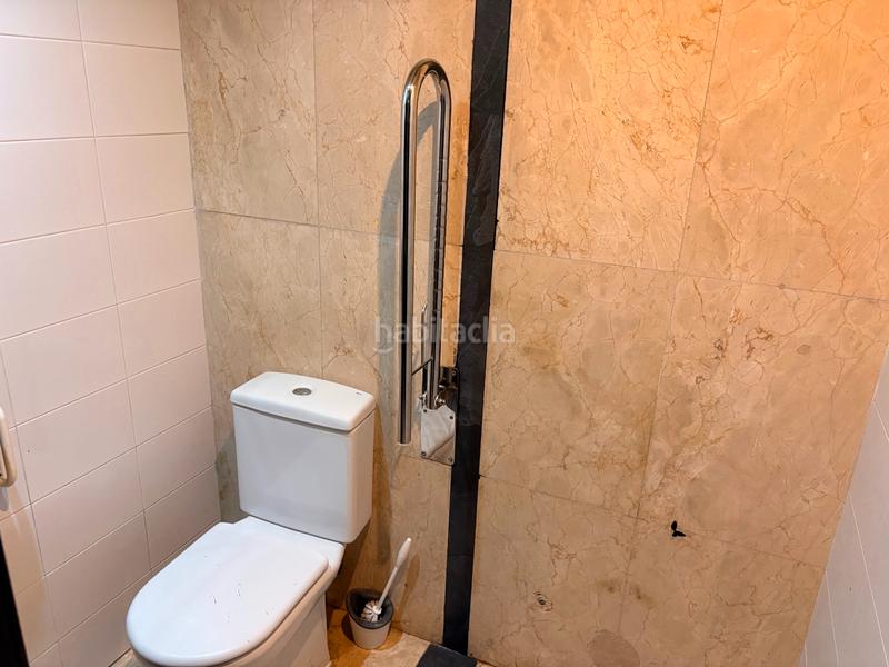 Foto cc4d21c0-2ccb-4acb-b816-228e15799f3a. Traspàs local comercial amb calefacció a Centre Sant Boi de Llobregat