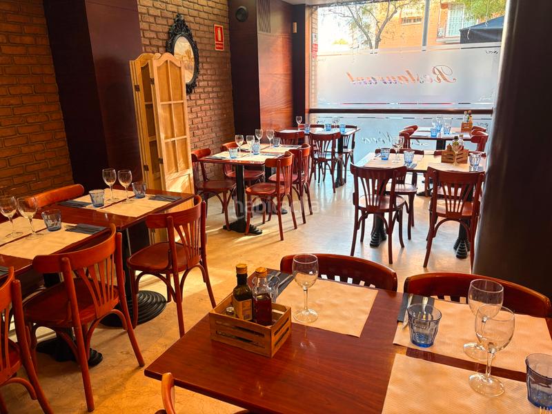 Foto e61967b9-6a73-4f80-8d9b-6ad772df4819. Traspàs local comercial amb calefacció a Centre Sant Boi de Llobregat