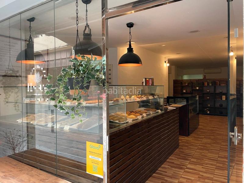 Foto d83c76d5-4e0c-44b1-942a-9cb2eb4bc4f1. Traspàs local comercial amb calefacció a Vila de Gràcia Barcelona