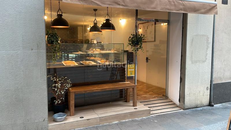 Foto ba511e20-246d-4af3-b783-60fb55458c60. Traspaso local comercial traspaso pastelería con obrador en gràcia en Barcelona