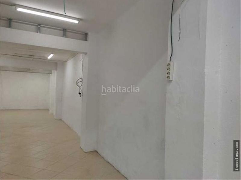 Foto 2aa099b9-1413-4eb8-82f3-f5da1eff0583. Local comercial venta de local en la salud en Centre Badalona