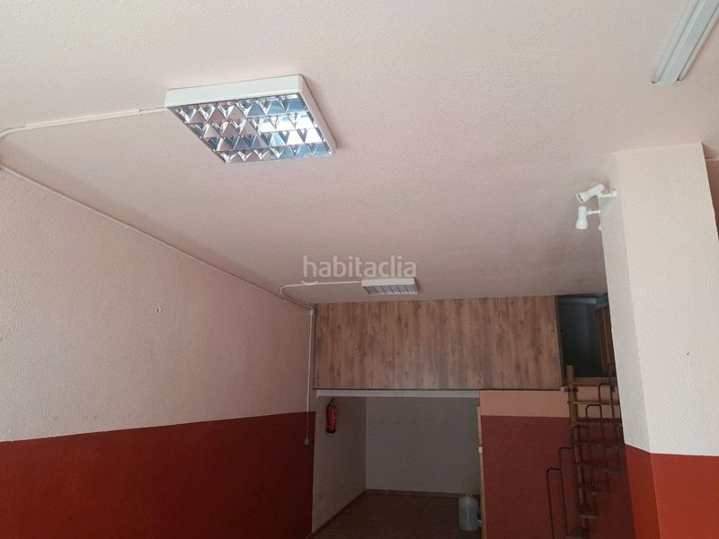 Foto a68b7d29-0e7b-42cc-95f8-d8d7753ae8dc. Local comercial amb calefacció a Barri del Centre Terrassa