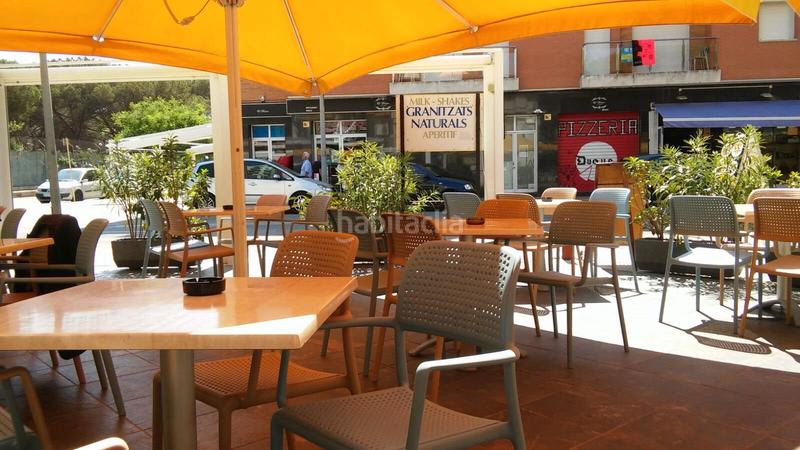 Foto 3689c128-0bed-430d-8a20-0edbd12813fd. Traspàs local comercial amb calefacció a Els Pins Blanes