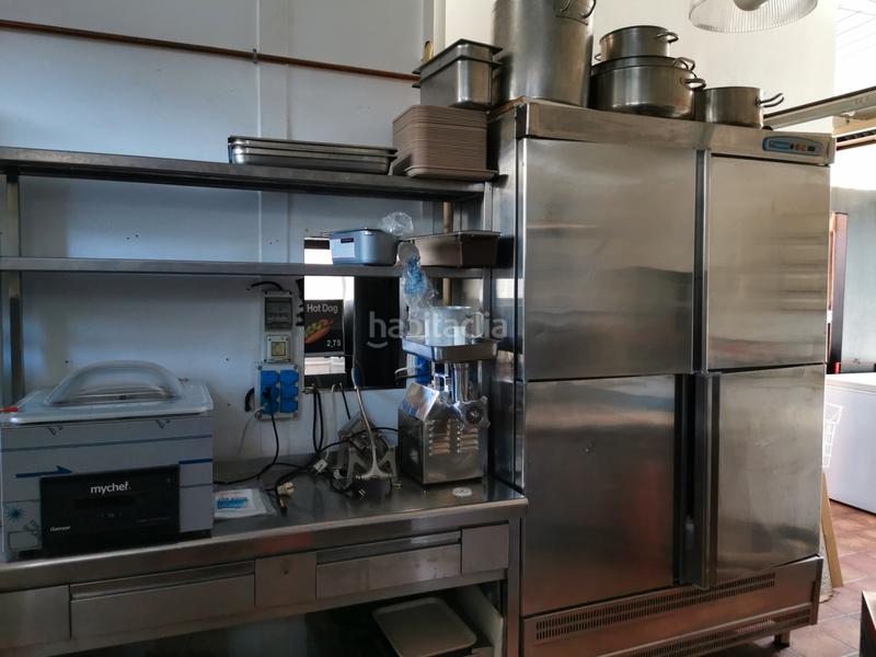 Foto 275829f4-07b0-4b47-bb26-f08a8623a670. Traspaso local comercial traspaso restaurante en Els Pins Blanes
