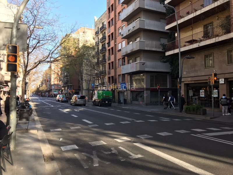 Foto 2a0ebeee-4bbe-4714-ba0b-808b1da50291. Pis a Sants Barcelona