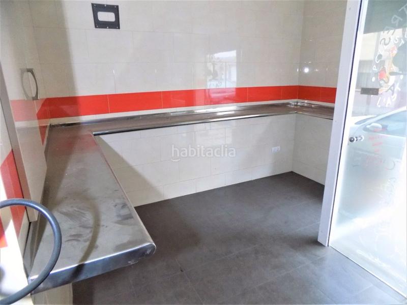 Foto d54fb0e1-877e-49d6-8531-f2884604e5fc. Business premise with heating in Canovelles