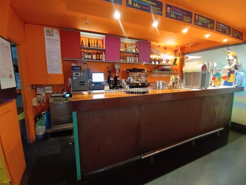 Foto e5db42a2-f4a5-4baf-bb1c-1610e249ceb8. Trapasso locale commerciale con riscaldamento in Putget - Farró Barcelona