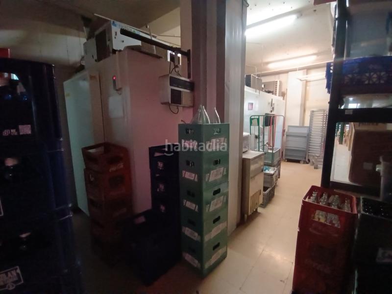 Foto eb8a8a1a-d9a5-4c26-9a49-5f14f752d58c. Trapasso locale commerciale con riscaldamento in Putget - Farró Barcelona