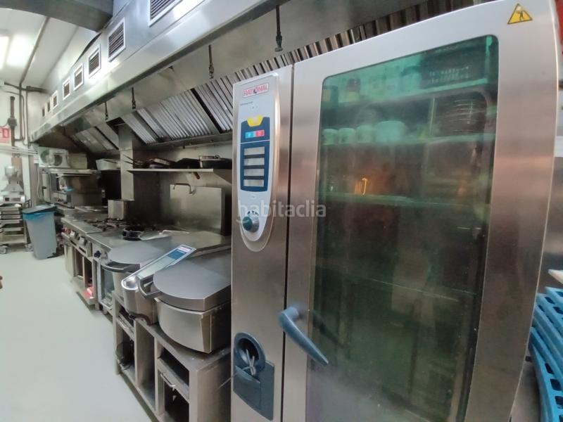 Foto f7429eb3-8263-4374-b32d-71d398b5272d. Trapasso locale commerciale con riscaldamento in Putget - Farró Barcelona