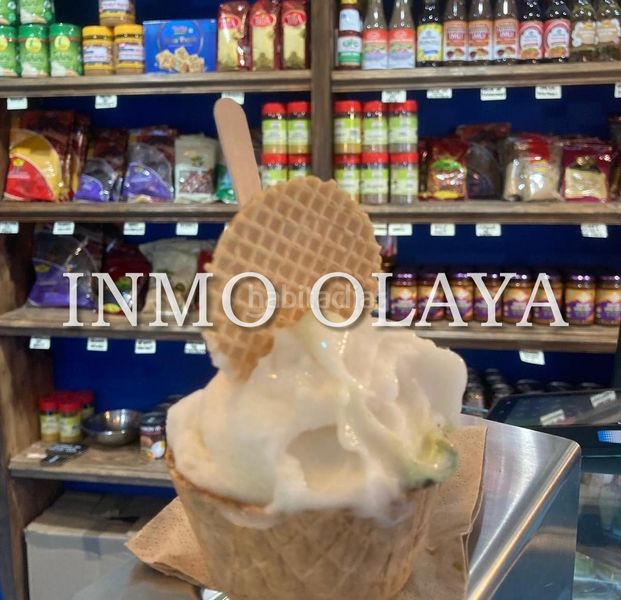 Foto f35e03b7-a5a6-4c7c-a789-c54892669e29. Traspaso local comercial traspaso de heladería y tienda de alimentación en Vilassar de Dalt
