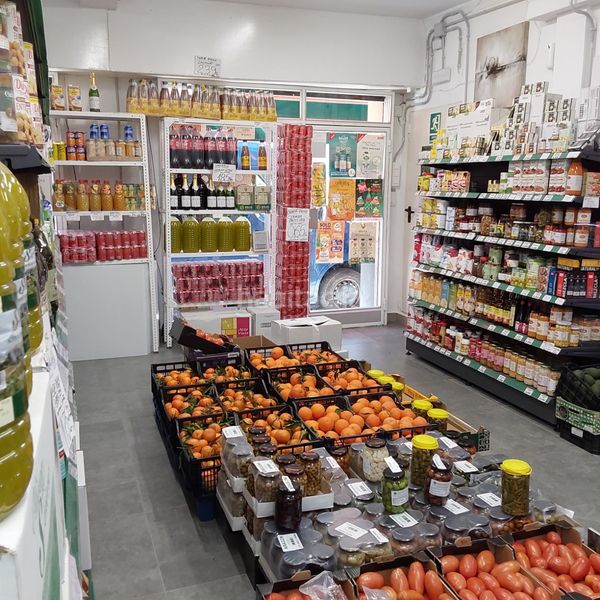 Foto 50249137-db18-451c-a7f7-01c254a141cd. Traspaso local comercial traspaso de supermercado en Sabadell