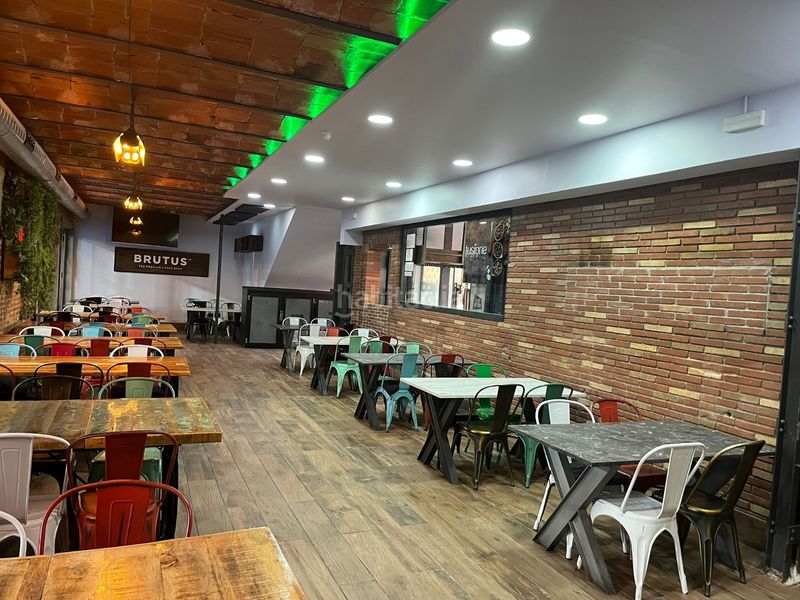 Foto 5cc1d2ec-179a-4750-9b06-2f37ce43ddd8. Traspaso local comercial traspaso restaurante braseria en gimnasio y club de padel en el centro en Sabadell