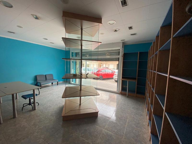 Foto 9dc655ea-7268-41a5-9438-6af58bb01a14. Local comercial venta de local comercial en Font Verda Granollers