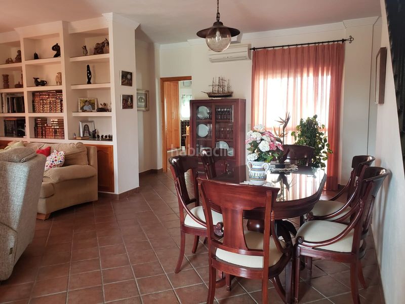 Foto bff3f395-c1f0-4493-af78-78e8ac192cb9. Casa a Lepe