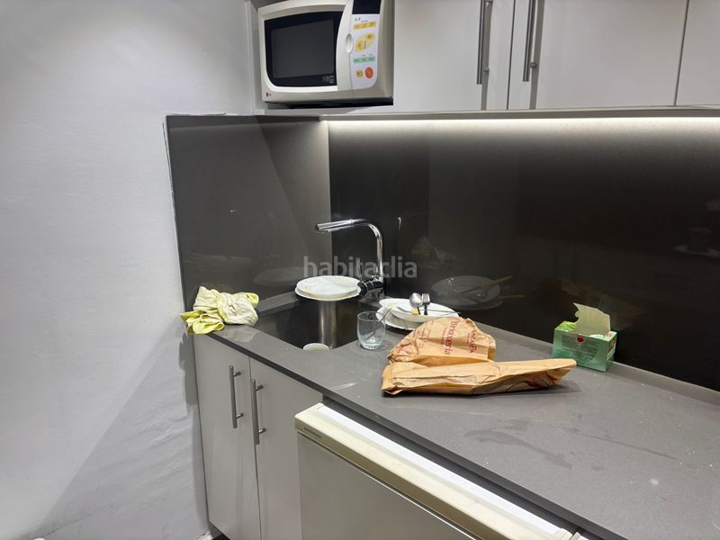 Foto fc875459-1b57-4d0d-8943-fd1fa3335978. Business premise in Barri de les Corts Barcelona