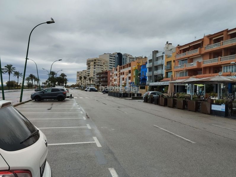 Foto e220d485-349b-42ed-b146-610c1aed7920. Traspàs local comercial amb calefacció a Castelló d´Empúries