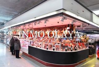 Traspàs Local Comercial a Sant Adrià Nord. Traspaso parada de mercado con licencia a2.2 cansaladeria/xarcut