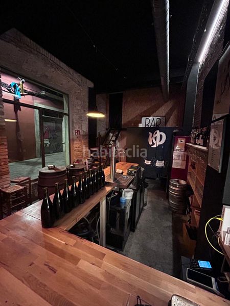 Foto 883b1e35-61ce-40a6-8041-b32e0ee95901. Traspaso local comercial traspaso bar de tapas y vinos en Girona