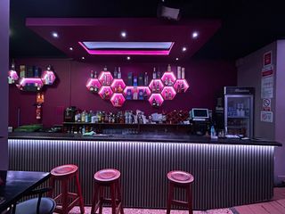 Transfer Business premise in Can Vidalet. Traspaso bar musical en esplugues de llobregat