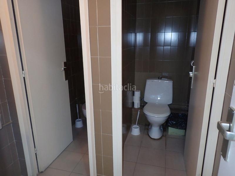 Foto ce355c13-9bf3-411c-a76d-4e92d2d3e5de. Local comercial venta local comercial galería en Barri del Centre Terrassa