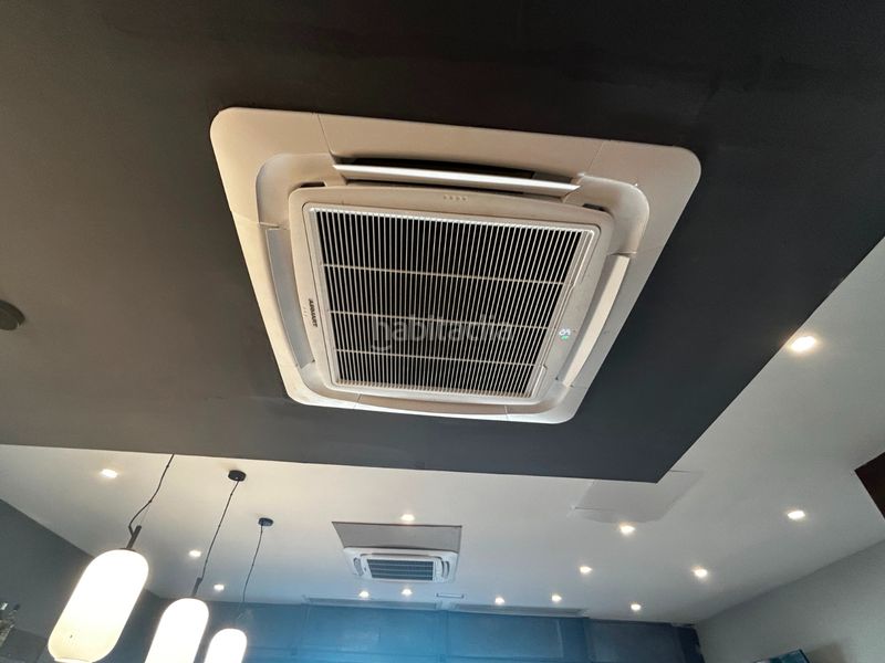Foto d6a8b830-e71e-4c4a-af30-120a7c1d343d. Traspaso local comercial traspaso restaurante en Poblenou Barcelona