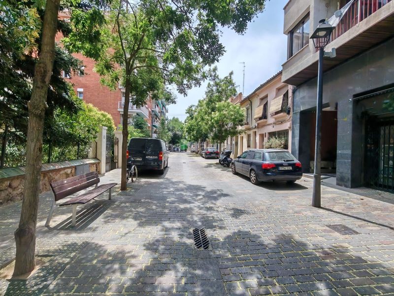 Foto 4ff3f8d6-7478-4782-90ad-20e9bb5b938a. Alquiler local comercial alquiler local comercial en Sant Cugat del Vallès