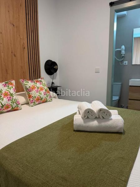 Foto a0d9b33e-dee3-4fa3-bfe4-b57cf44143bb. Edificio in Peal de Becerro