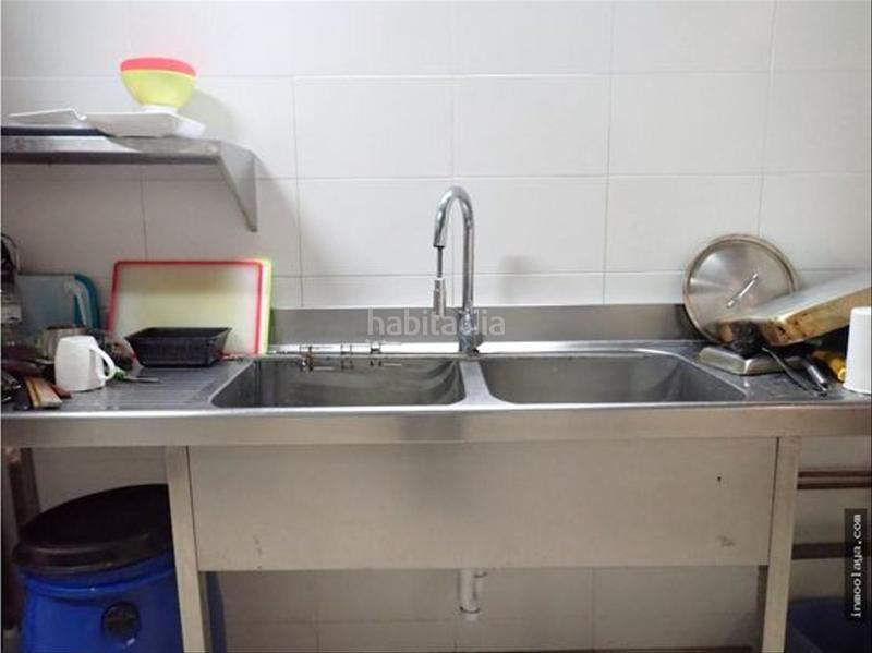 Foto d25e2311-aee2-4058-b20d-70c252a9af4b. Pas-de-porte local commercial avec chauffage dans Barri del Centre Terrassa